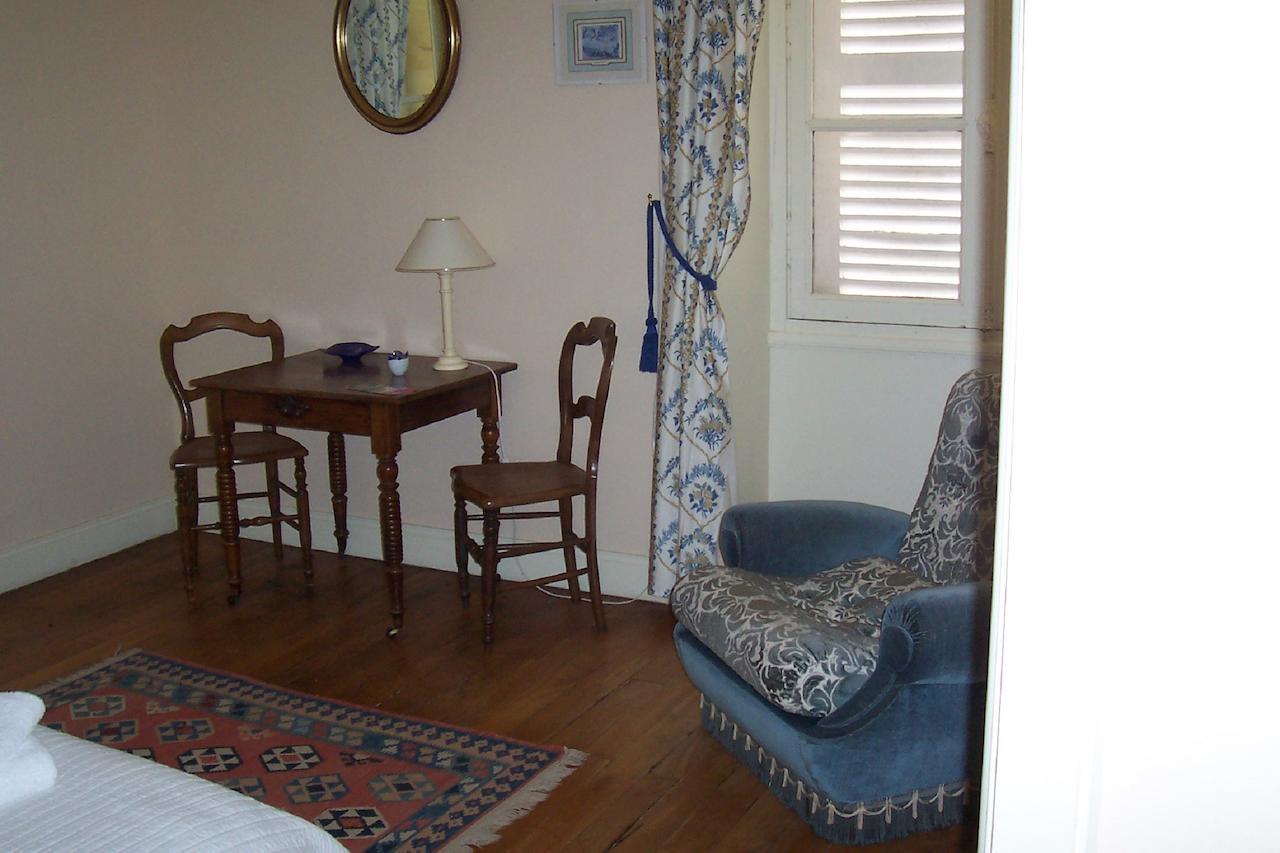 Bed and Breakfast Chateau Champigny Maillet  Zimmer foto