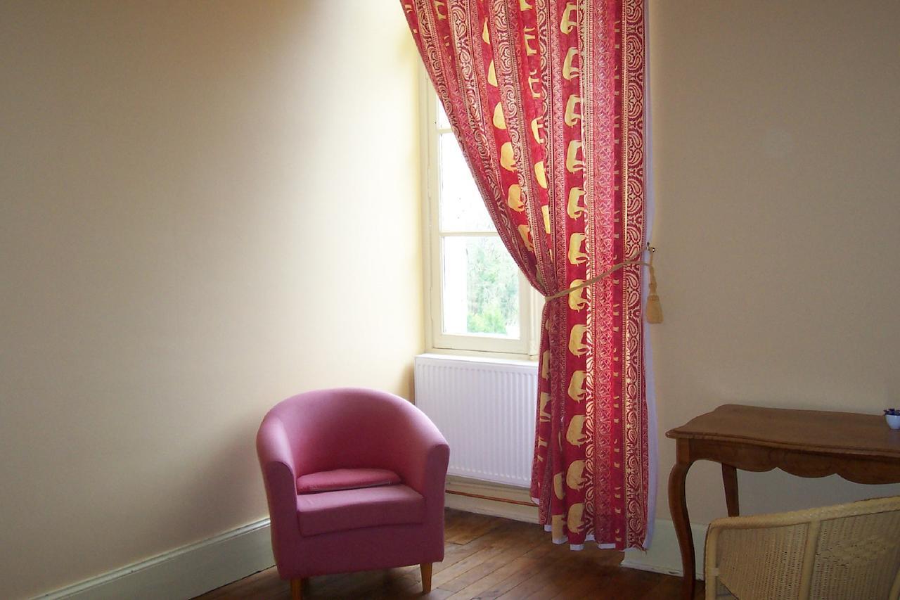 Bed and Breakfast Chateau Champigny Maillet  Zimmer foto
