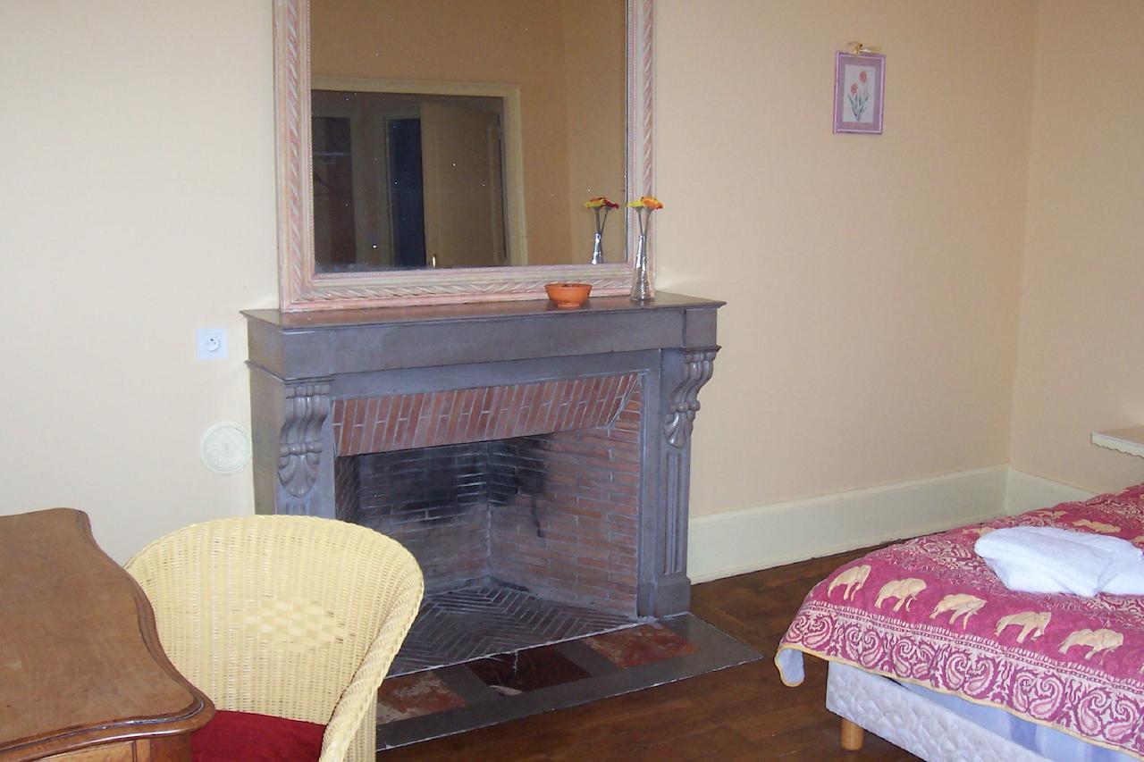 Bed and Breakfast Chateau Champigny Maillet  Zimmer foto